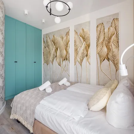 Apartament Luxury By Holidaysun شقة