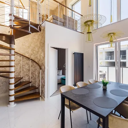 شقة Apartament Luxury By Holidaysun *